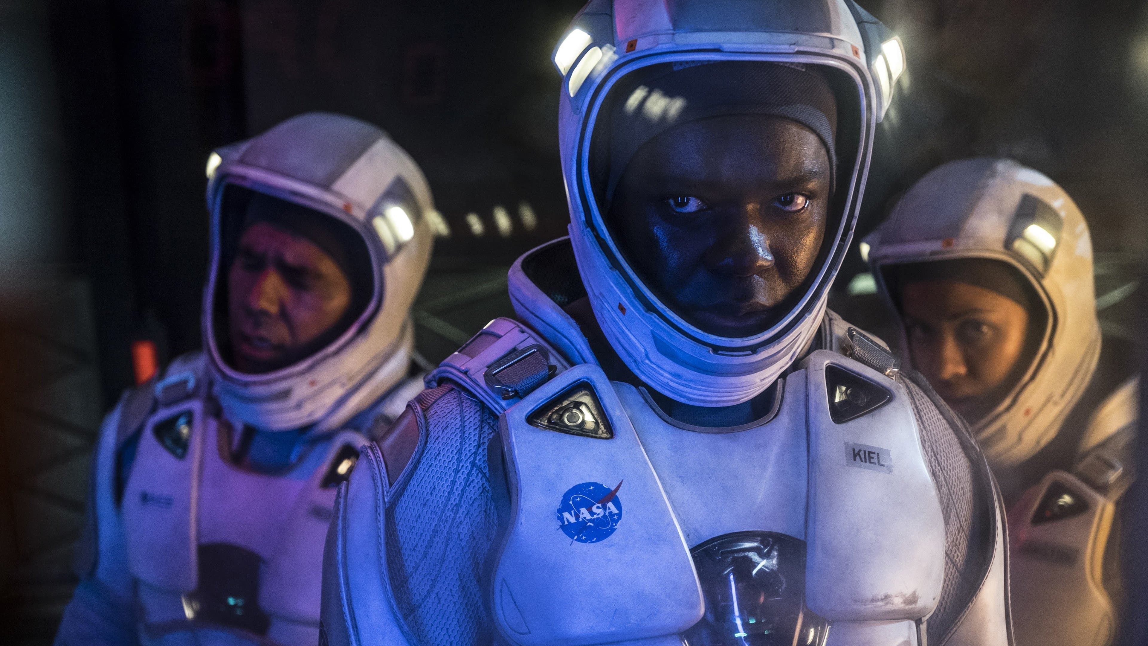 Backdrop of The Cloverfield Paradox