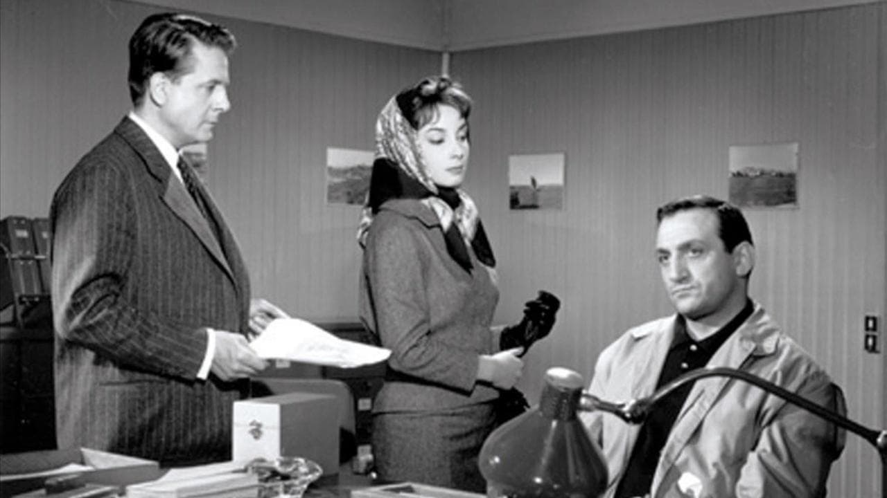 Backdrop of 125 rue Montmartre