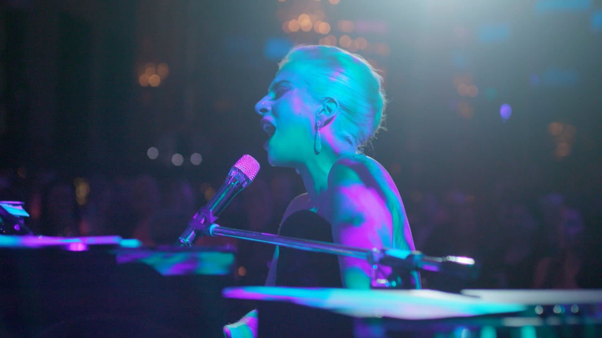 Backdrop of Gaga: Five Foot Two