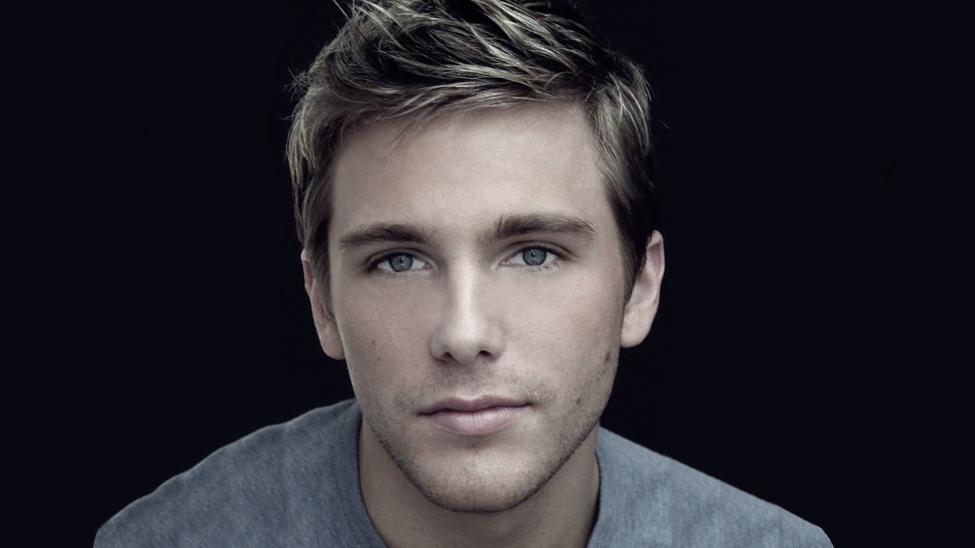 Backdrop of Bridegroom