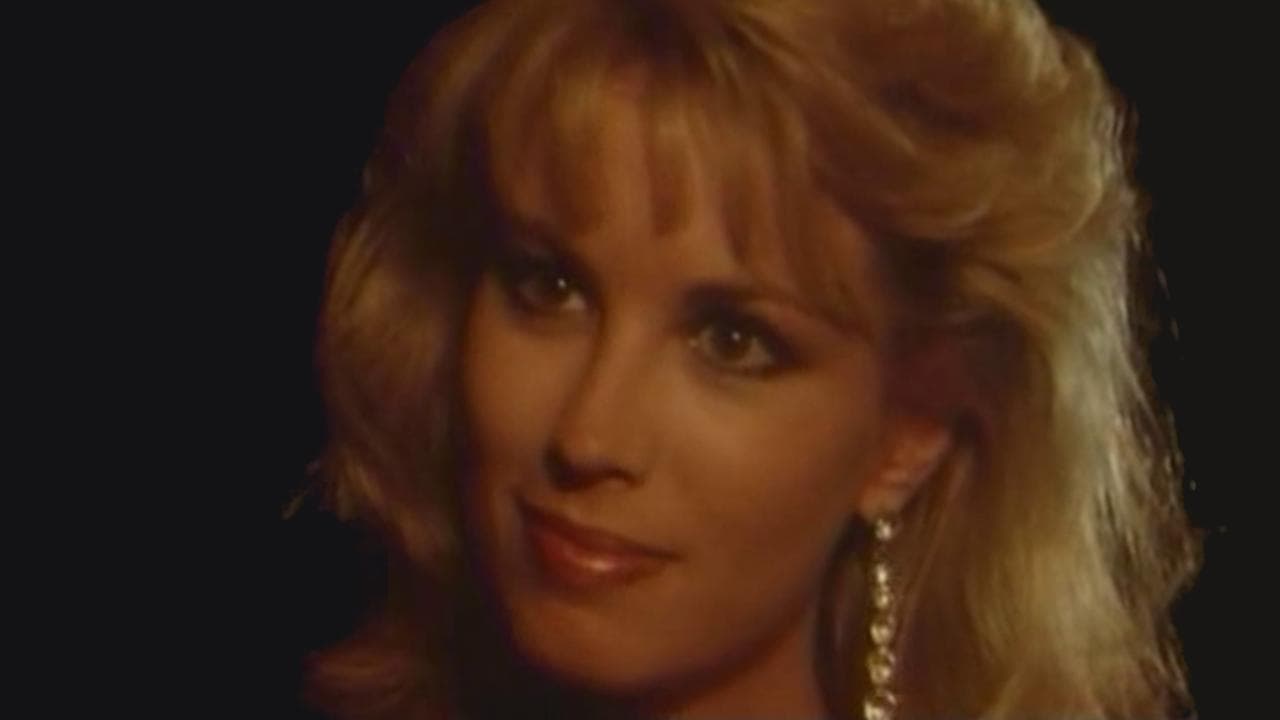 Backdrop of Emmanuelle 5