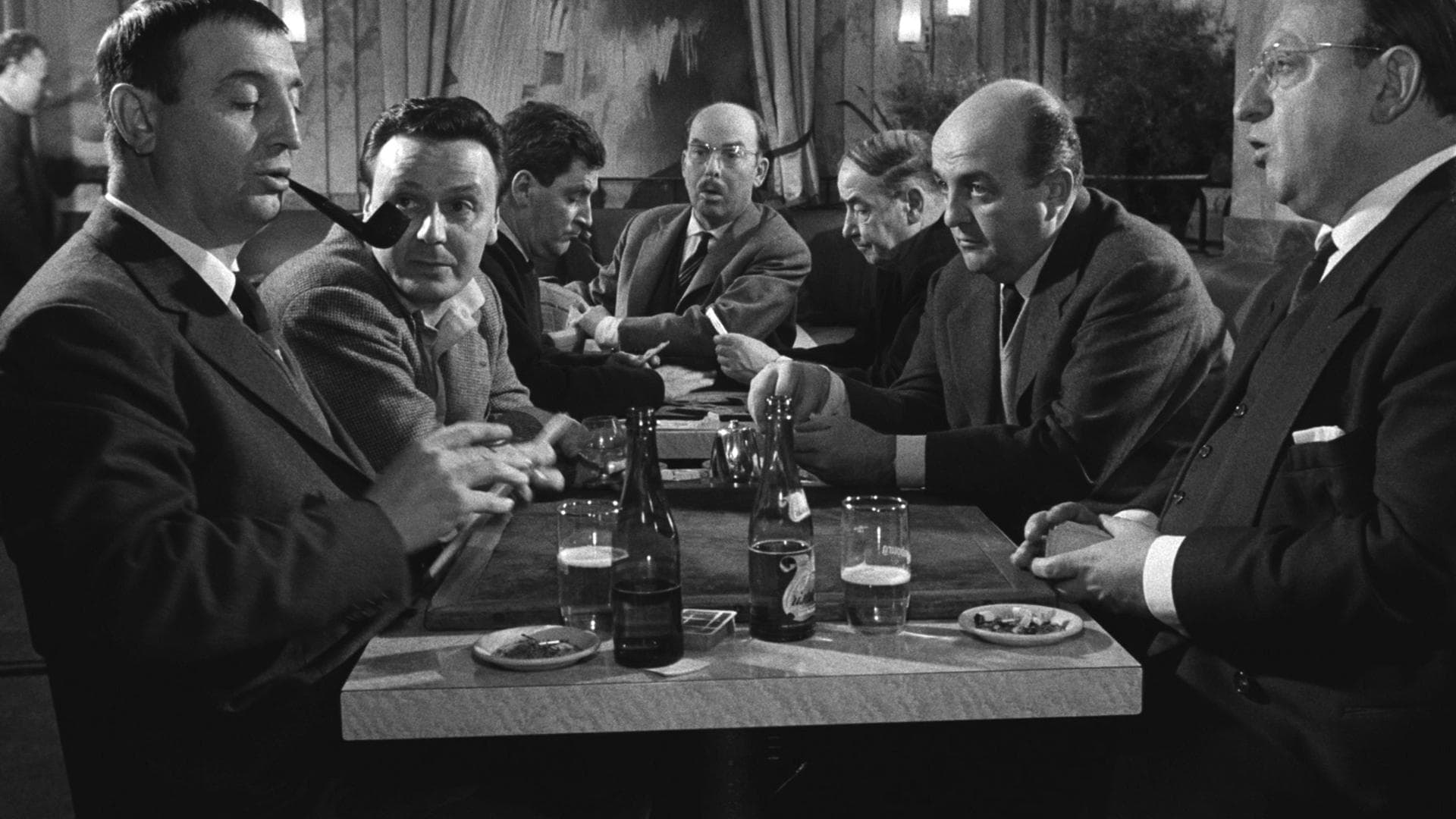 Backdrop of The Seventh Juror