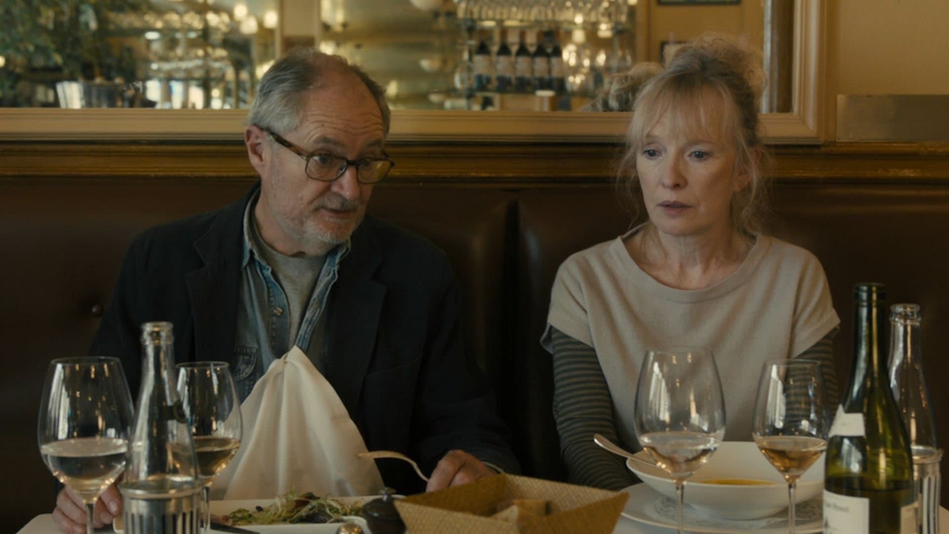 Backdrop of Le Week-End