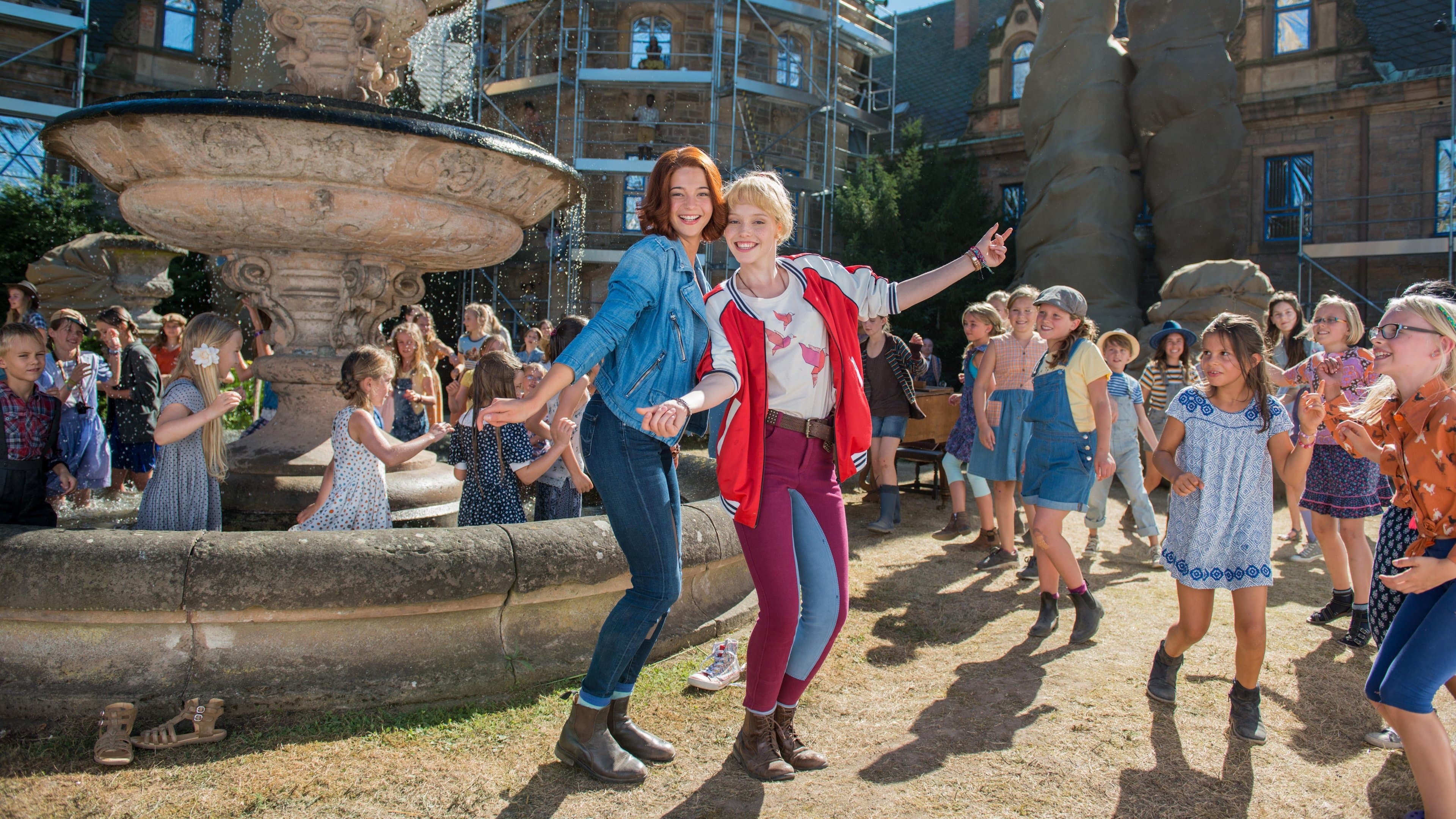 Backdrop of Bibi & Tina: Perfect Pandemonium