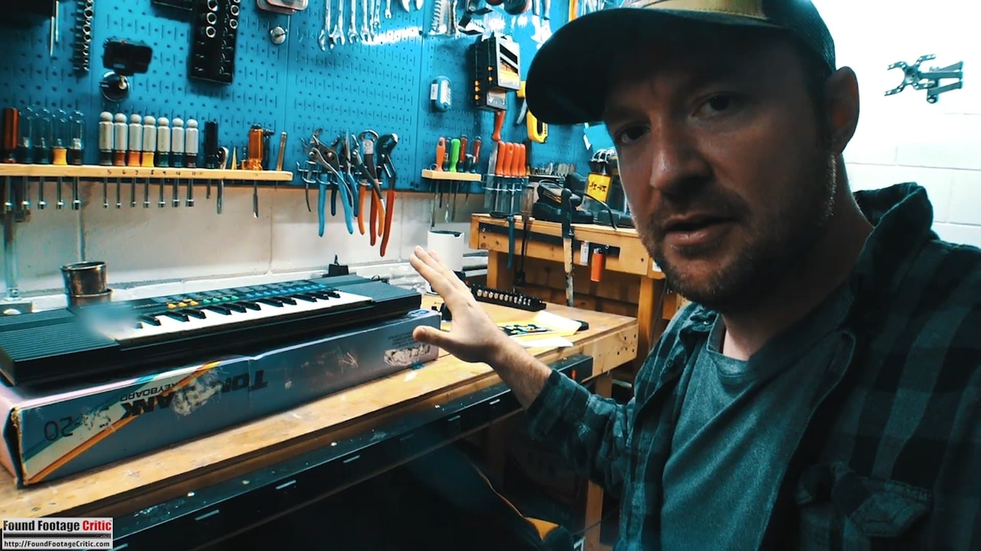 Backdrop of The Blackwell Ghost 6