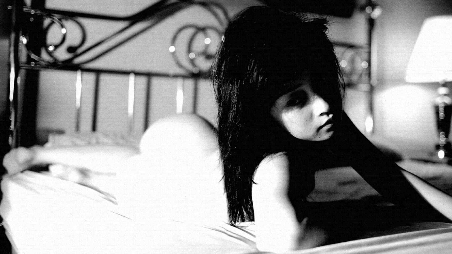 Backdrop of Zero Woman: The Hunted