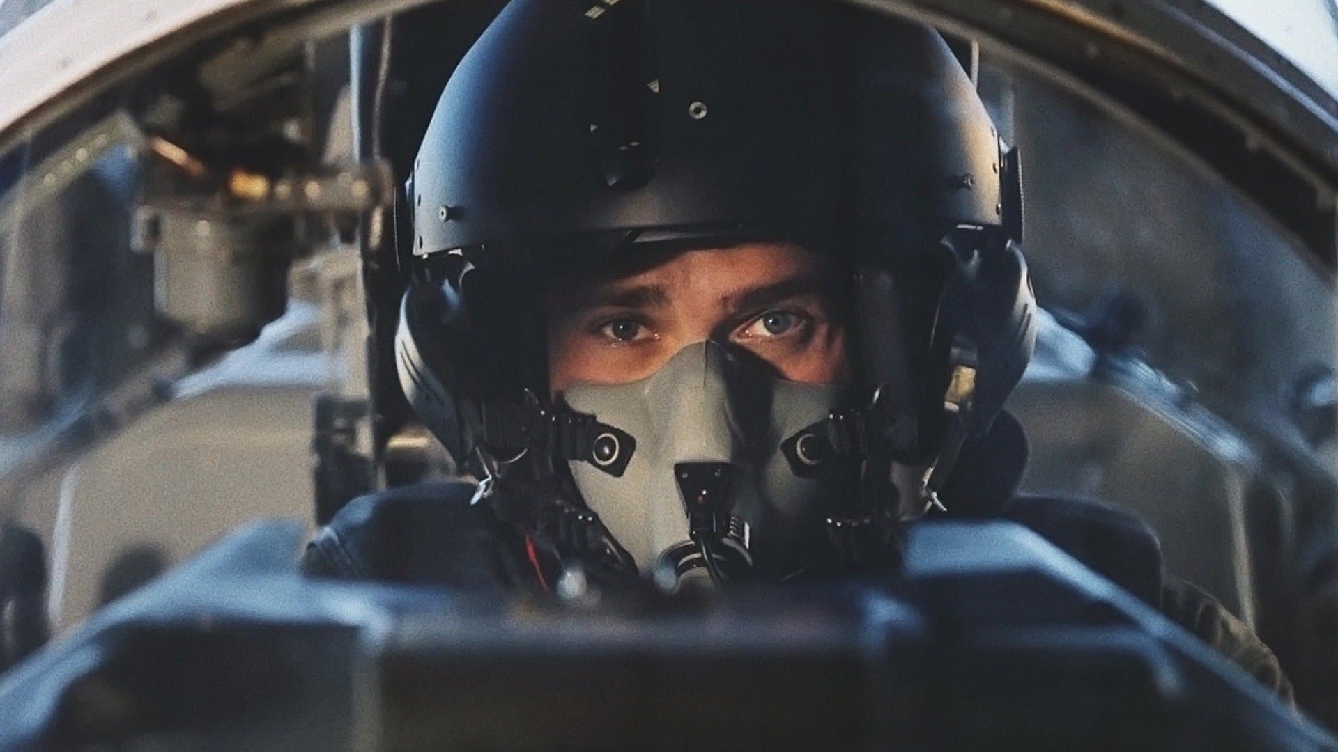 Backdrop of Top Gunner