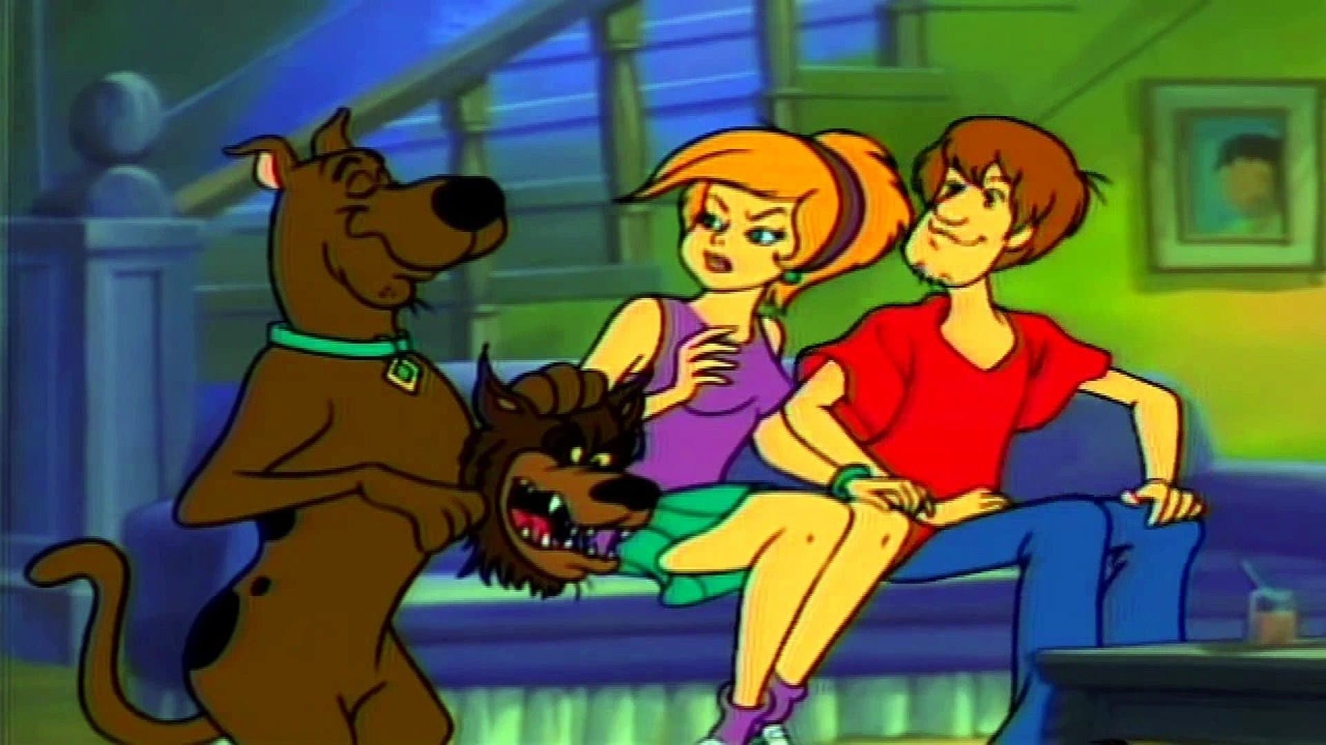 Backdrop of Scooby-Doo! and the Werewolves