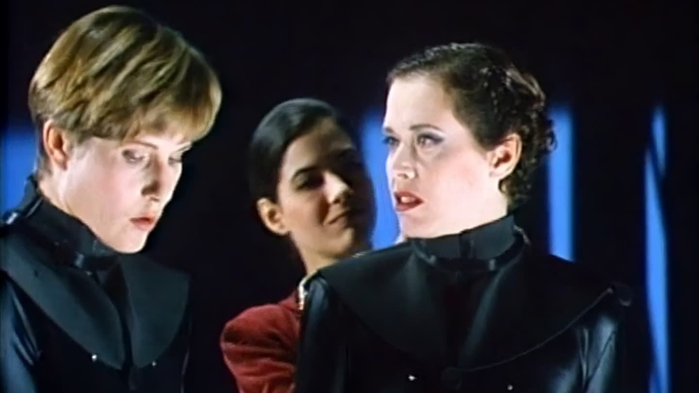 Backdrop of Emmanuelle 7