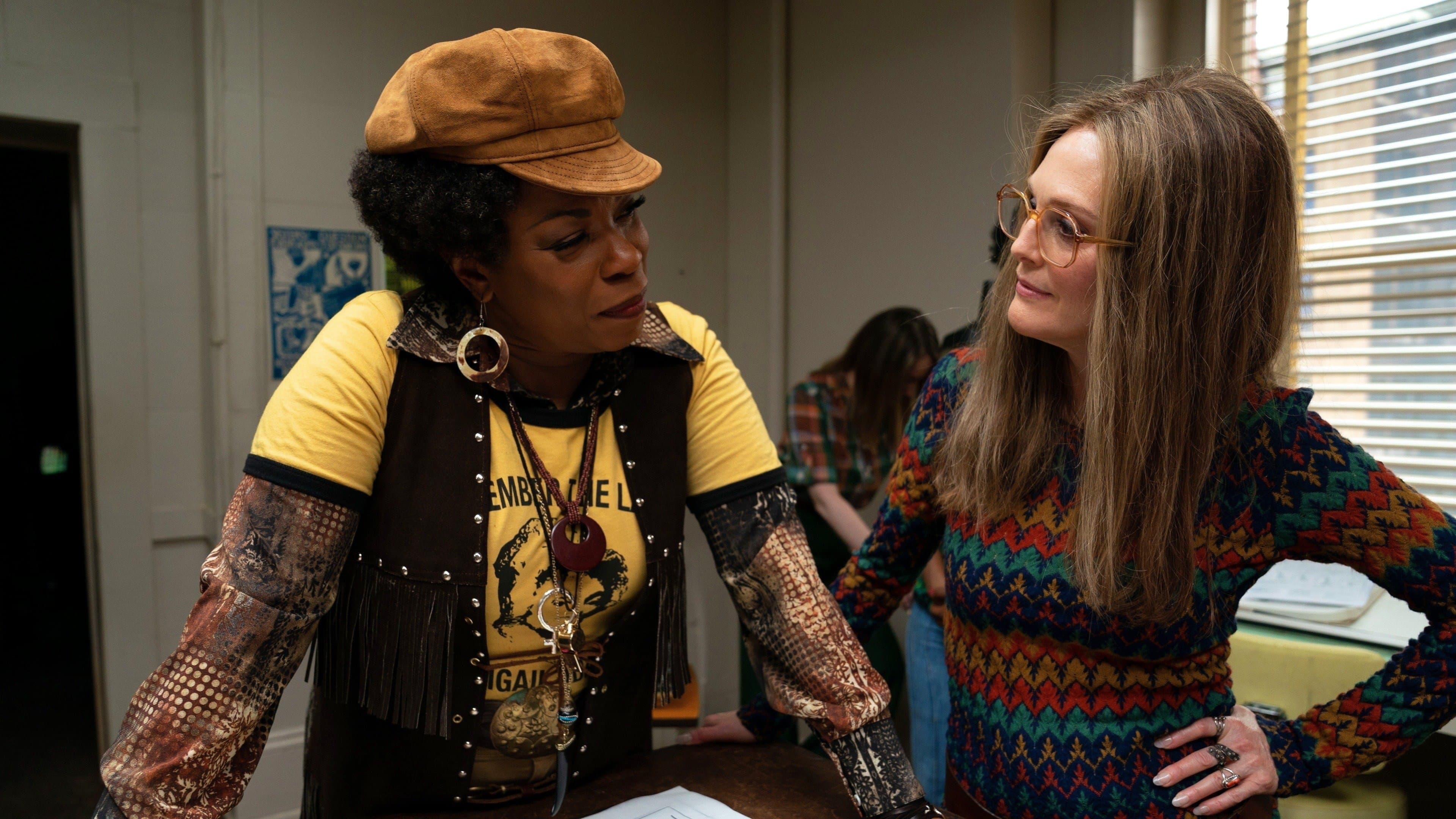 Backdrop of The Glorias