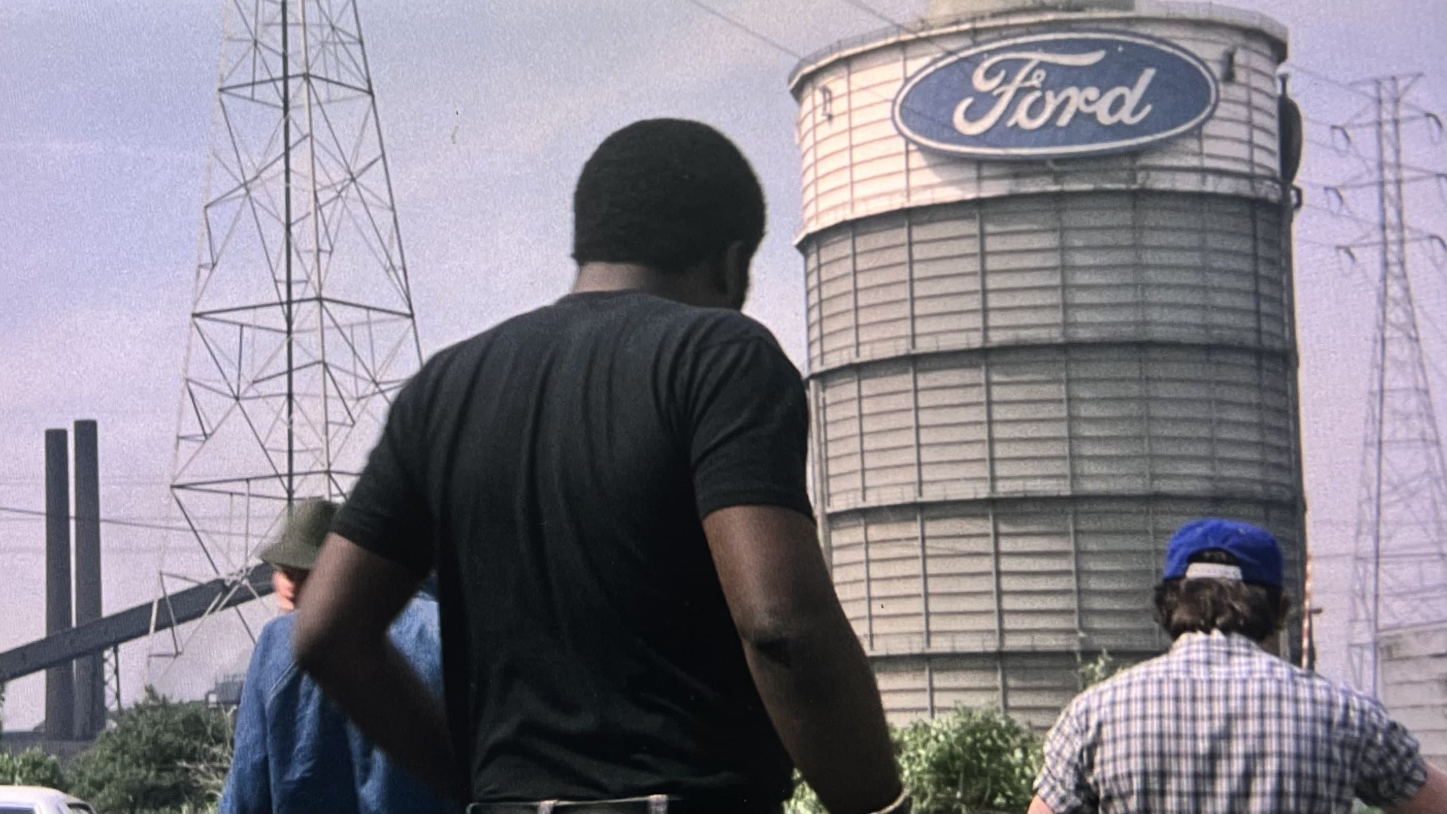 Backdrop of Blue Collar
