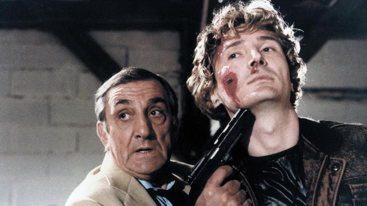 Backdrop of Spy, Stand Up