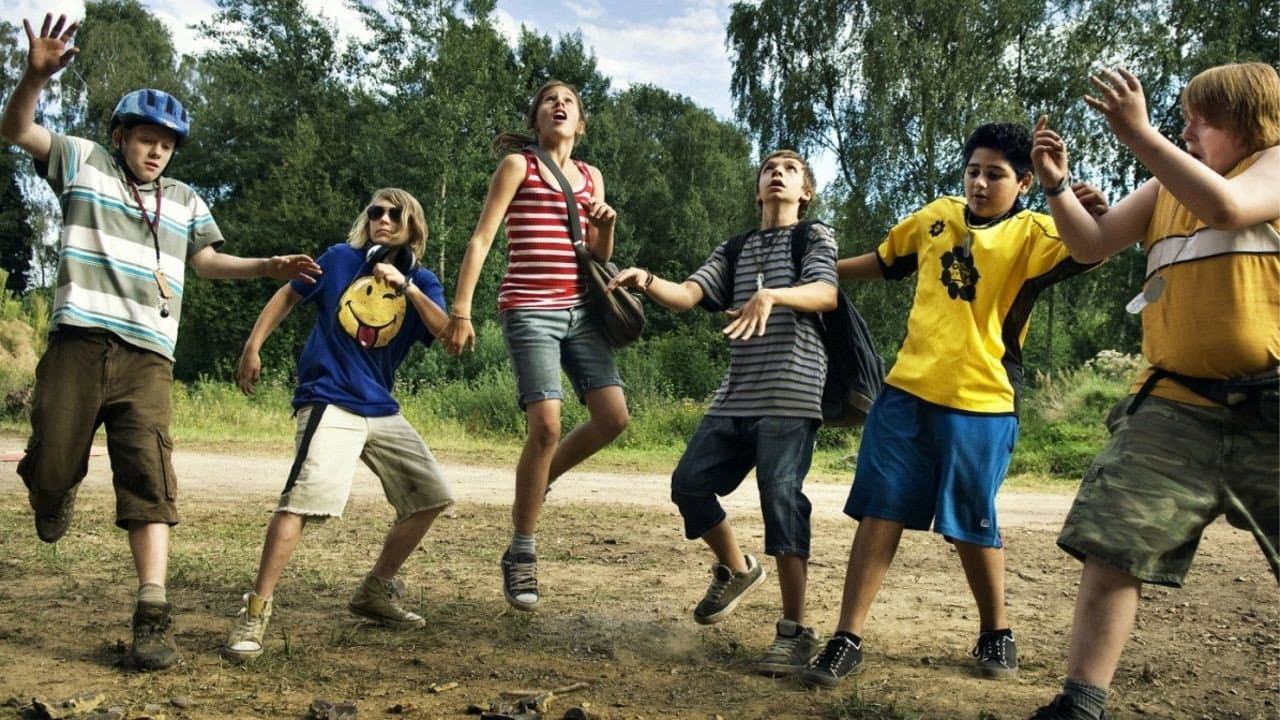 Backdrop of The Crocodiles Collection