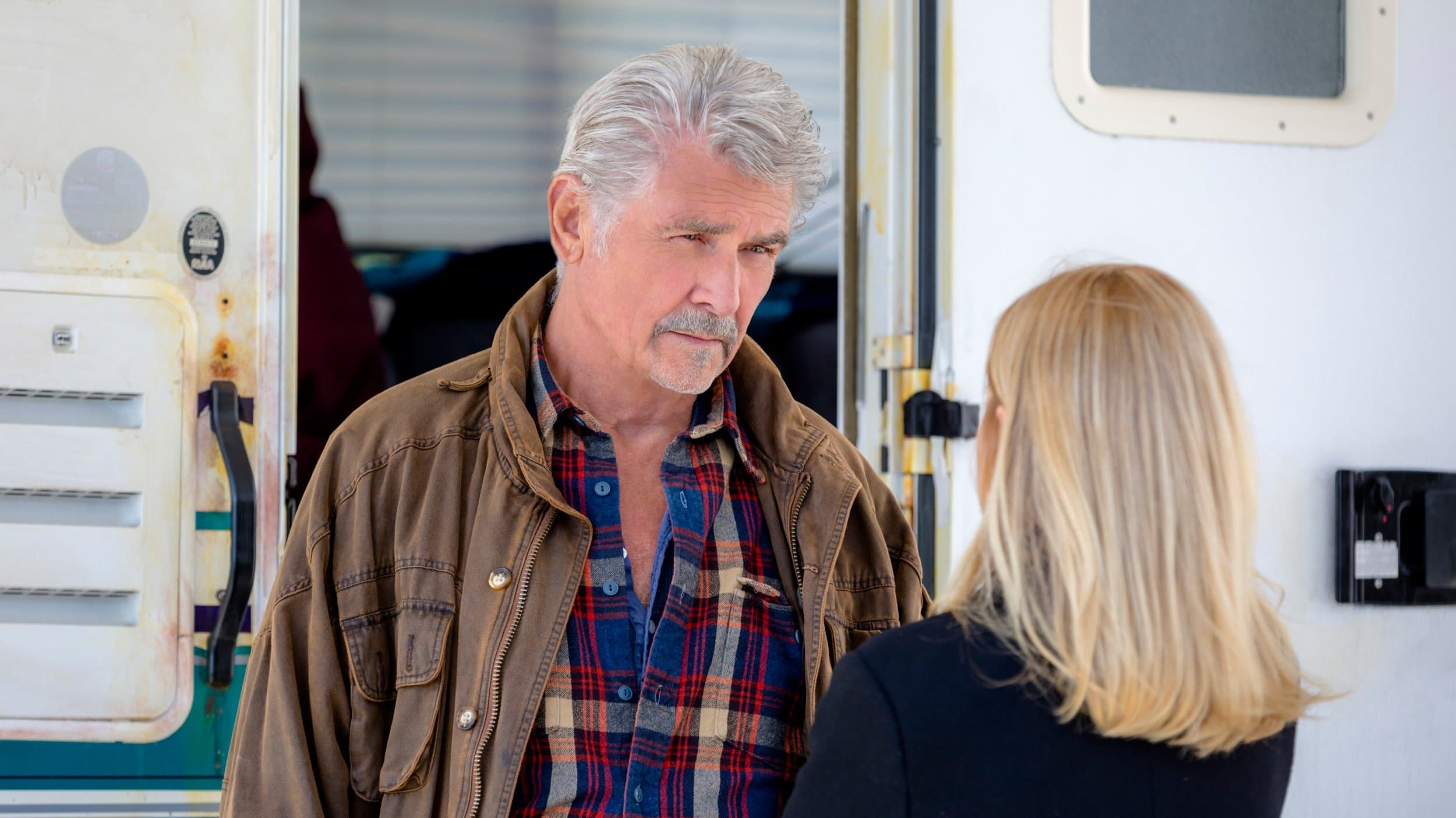 Backdrop of I'll Be Home for Christmas