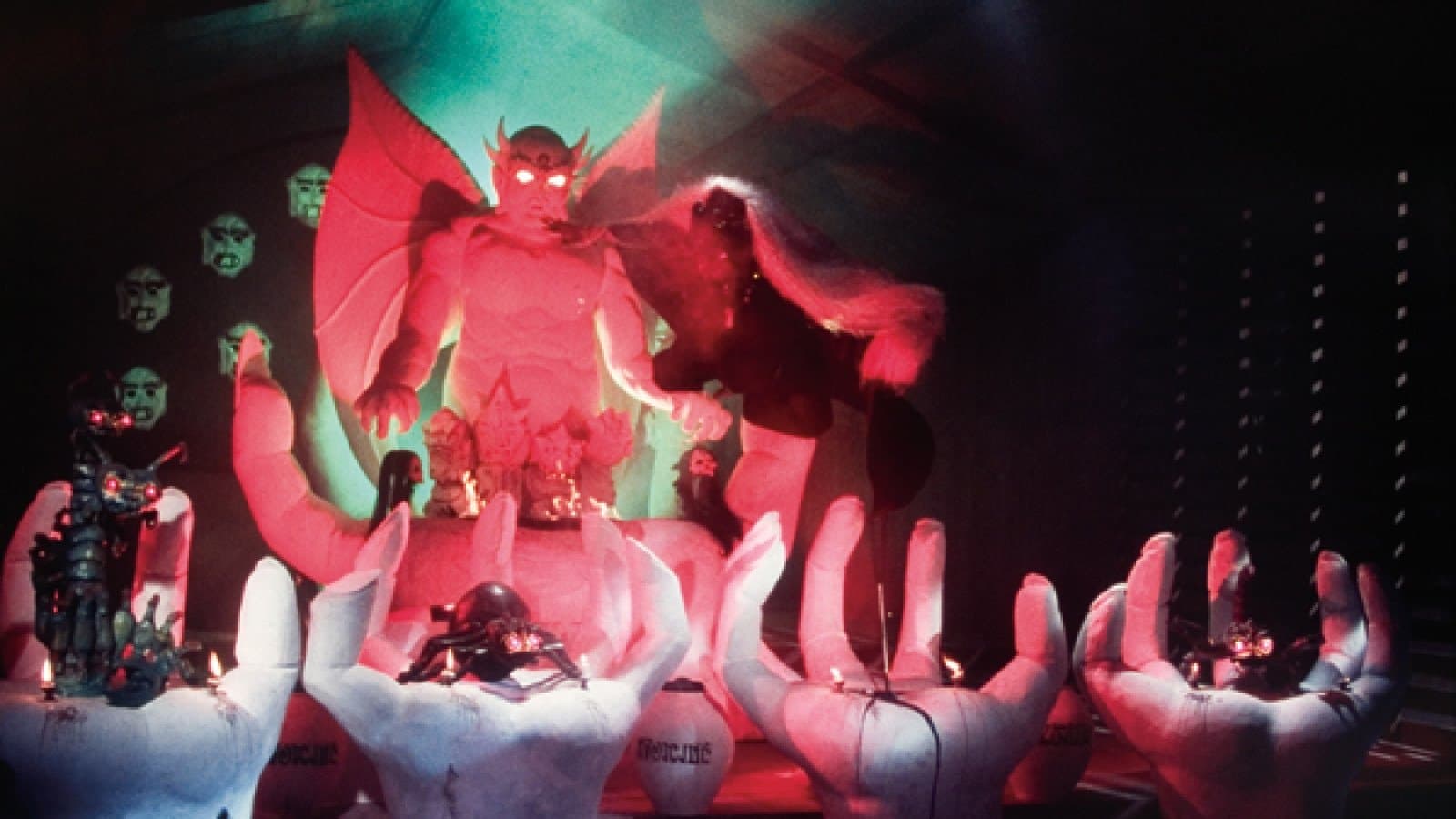 Backdrop of The Boxer's Omen